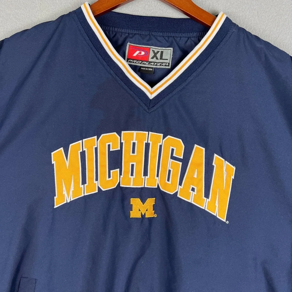 VTG University of Michigan‎ Windbreaker Mens XL Pullover Spellout U of M 2000s